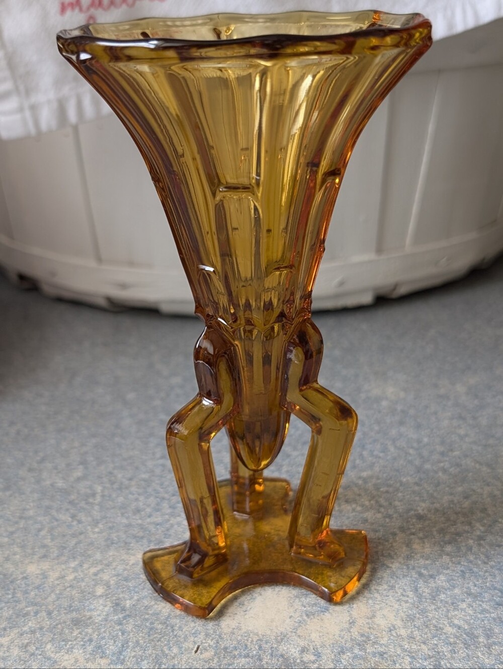 Vintage Czech Art Deco "Rocket" or "Skyscraper" vase, by Stölzl 6.5 " tall